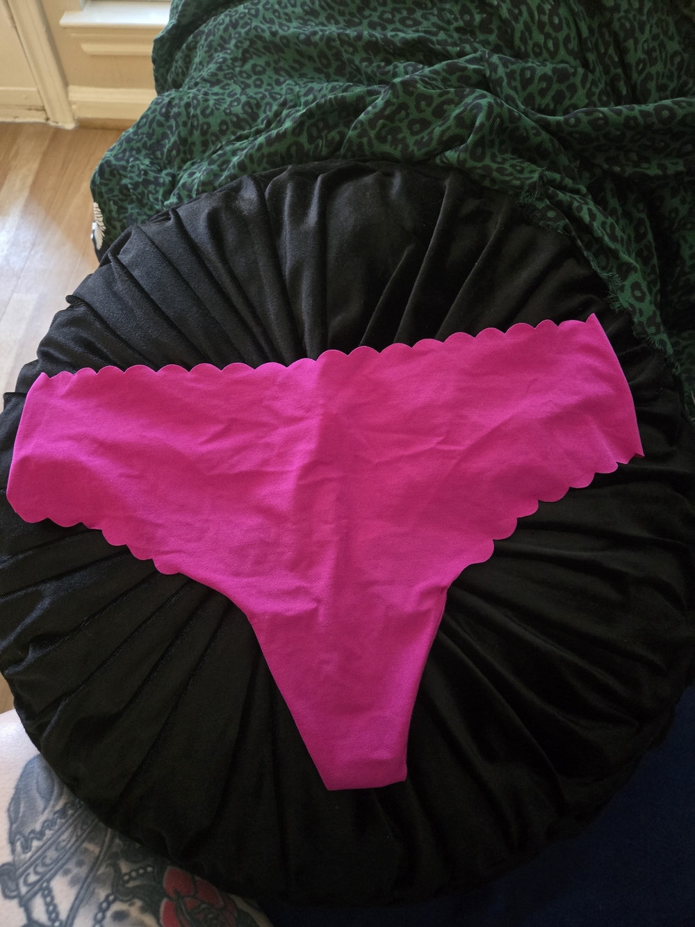 Victoria's Secret Hot Pink Scalloped Edge Bikini Bottoms
